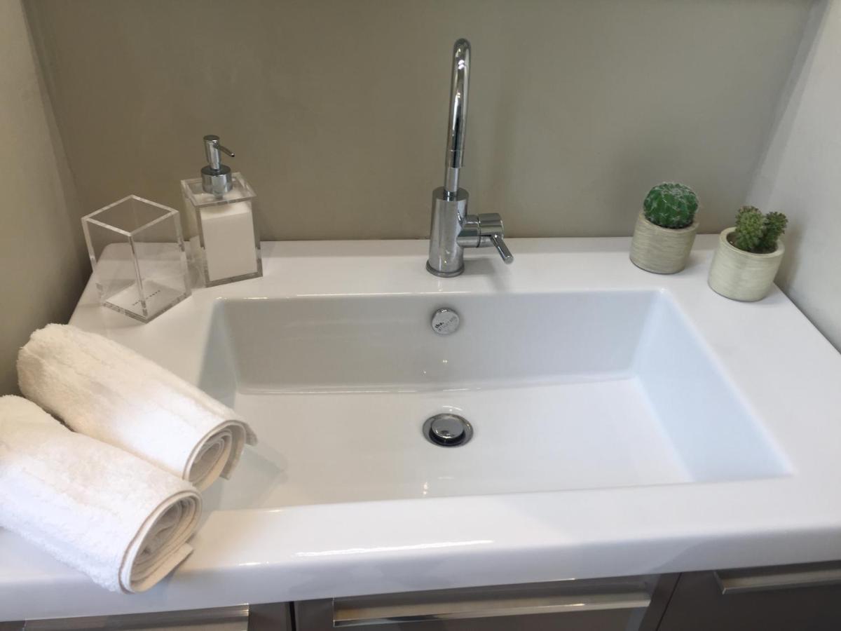 Santa Chiara Apartment *